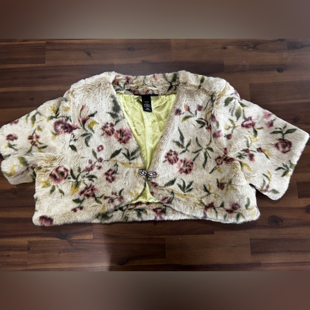 Venezia Floral Fur Cropped Coat with Rhinestone Buckle and silk green lining